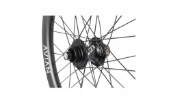 Roues 20" (406) Avian Venatic Disc / Pride Control Black 10mm