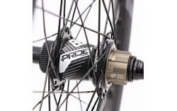 Roues 20" (406) Pride Wave matt white Control rouge 10mm